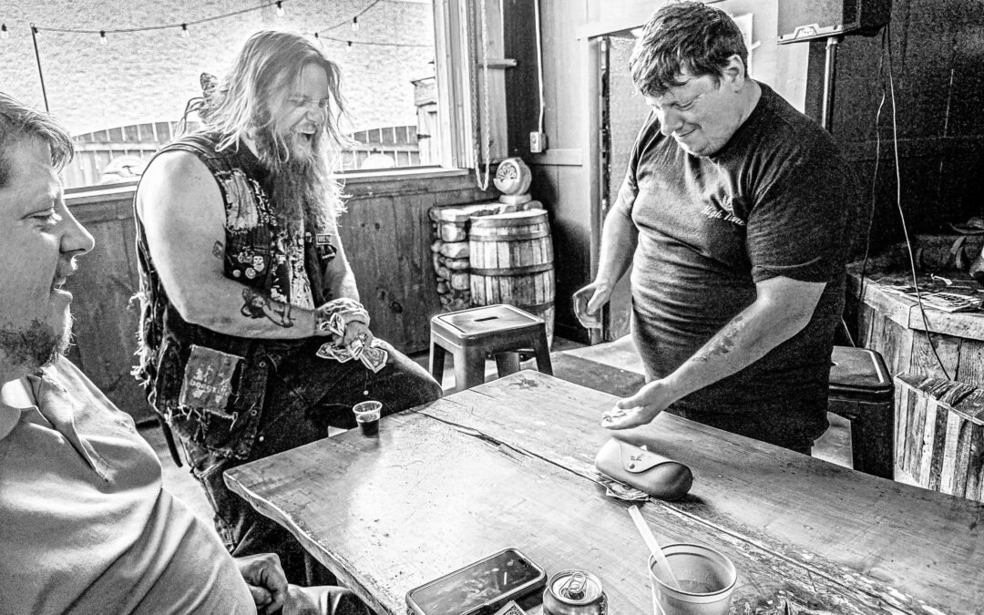Craps Game Breaks Out at Sugarlands Distillery During July 4th Show